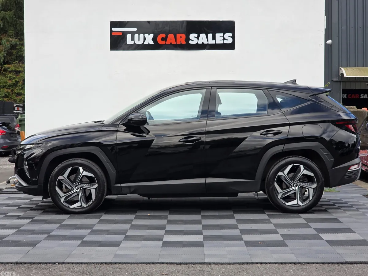 Hyundai Tucson SUV, Petrol Plug-in Hybrid, 2022, Black