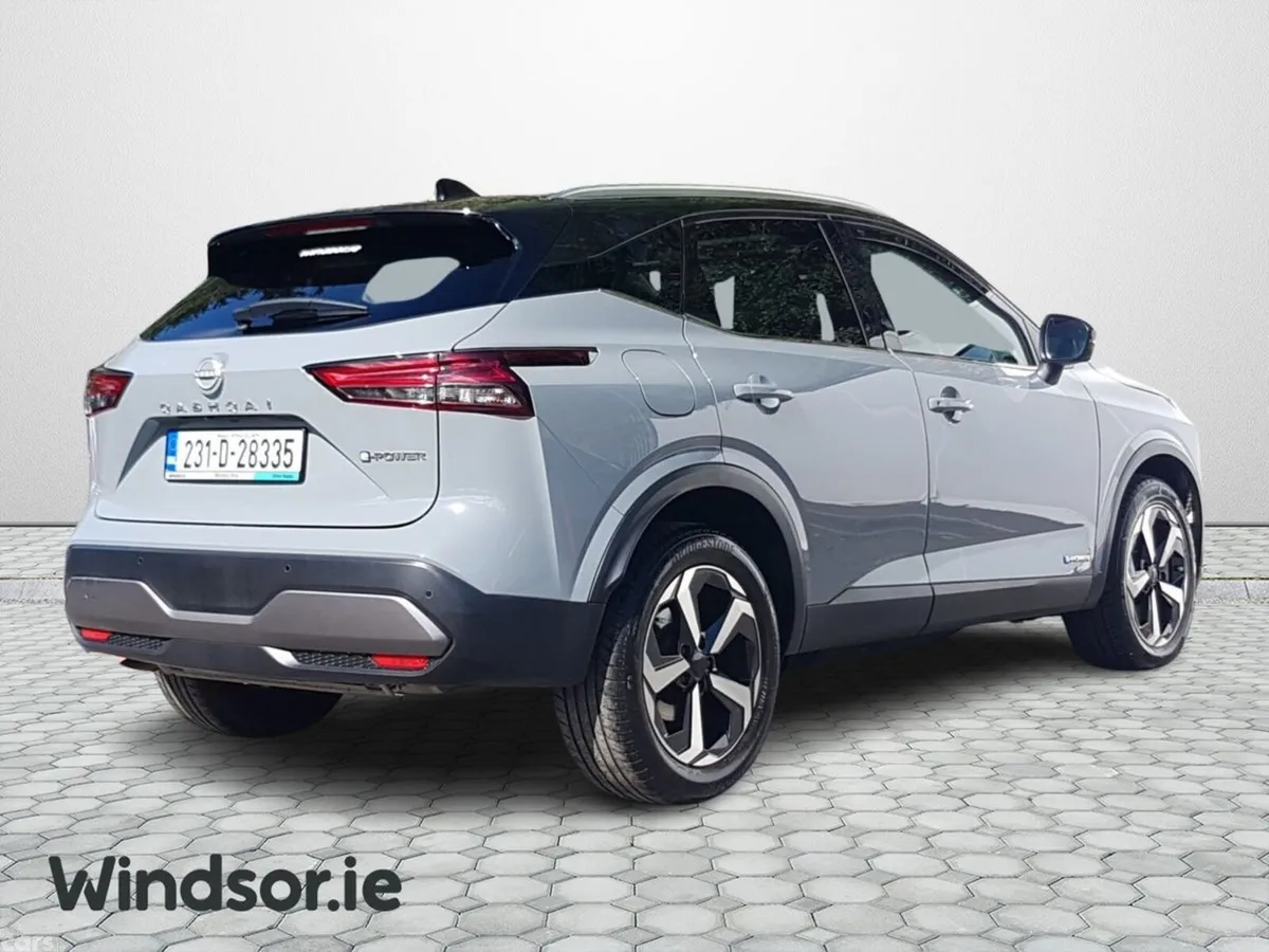 Nissan Qashqai MPV, Petrol Hybrid, 2023, Grey