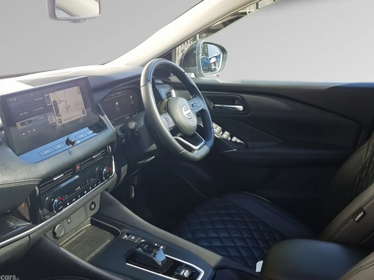 Nissan Qashqai MPV, Petrol Hybrid, 2023, Grey