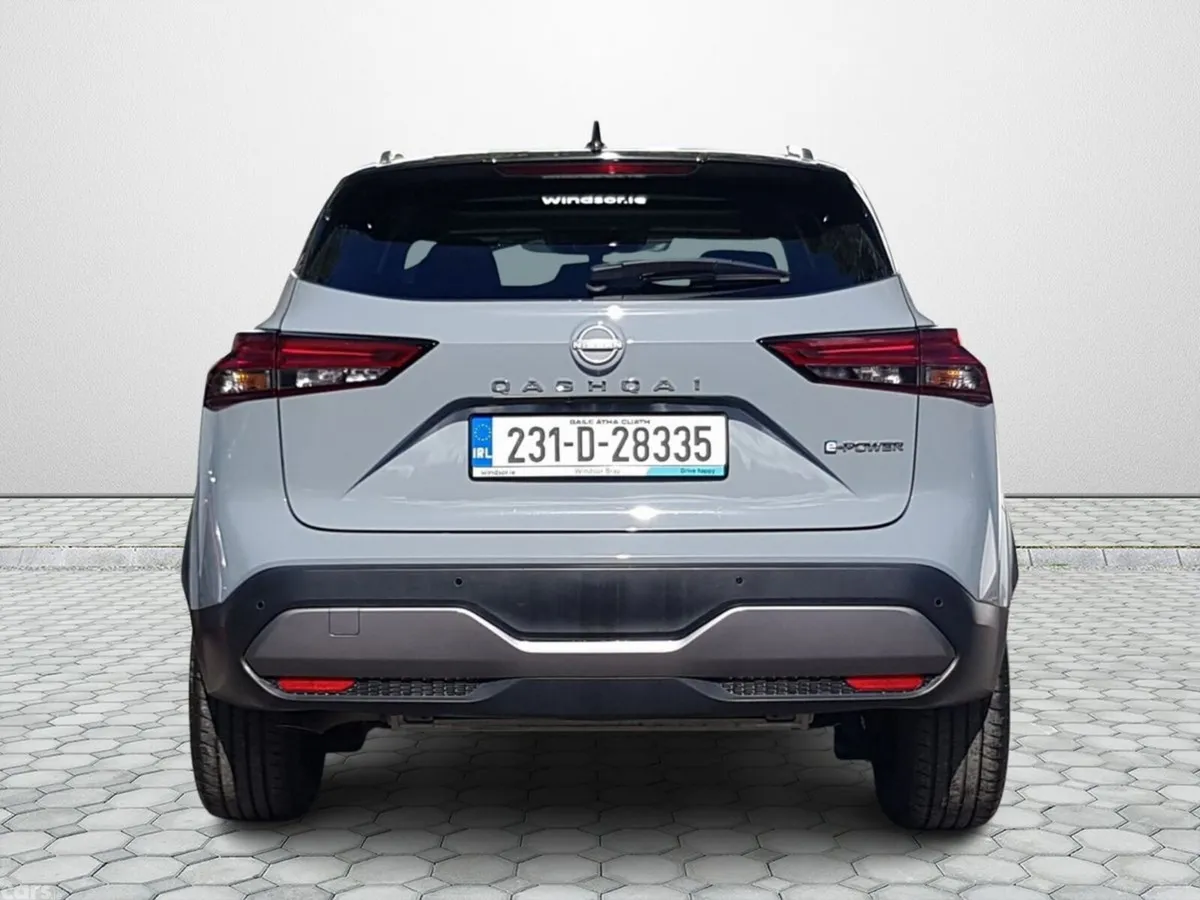 Nissan Qashqai MPV, Petrol Hybrid, 2023, Grey