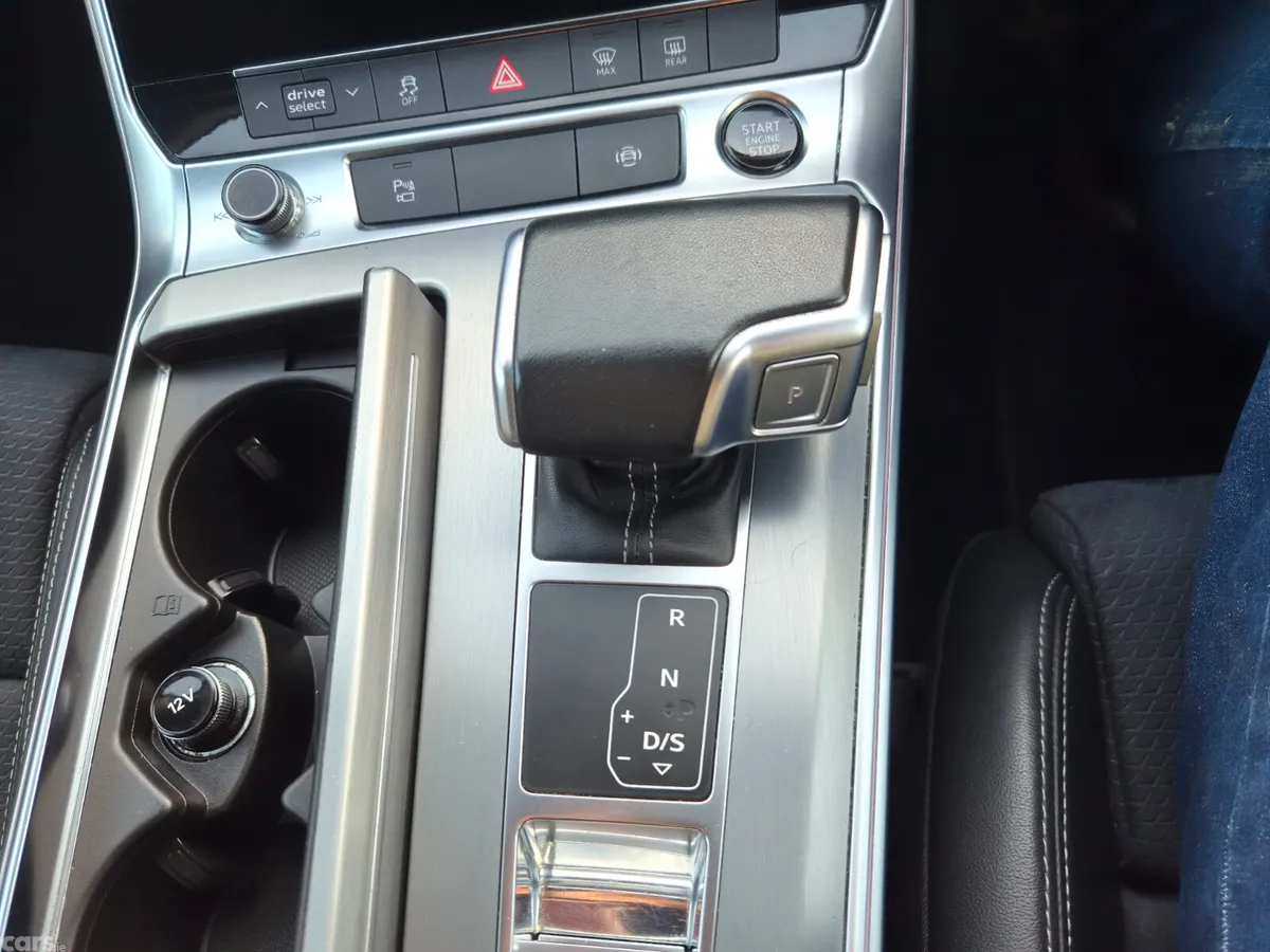 Audi A6 Estate, Diesel, 2023, Blue