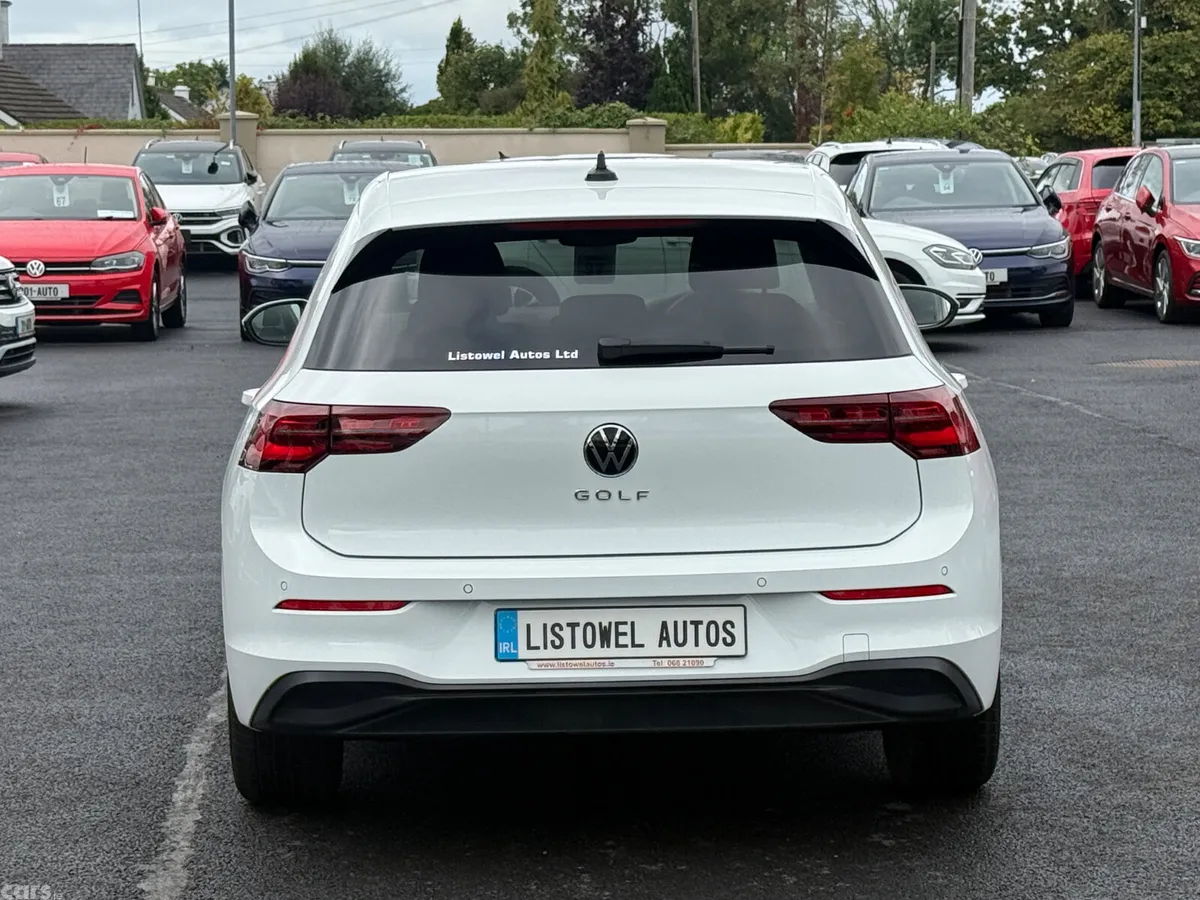 Volkswagen Golf Hatchback, Diesel, 2023, White