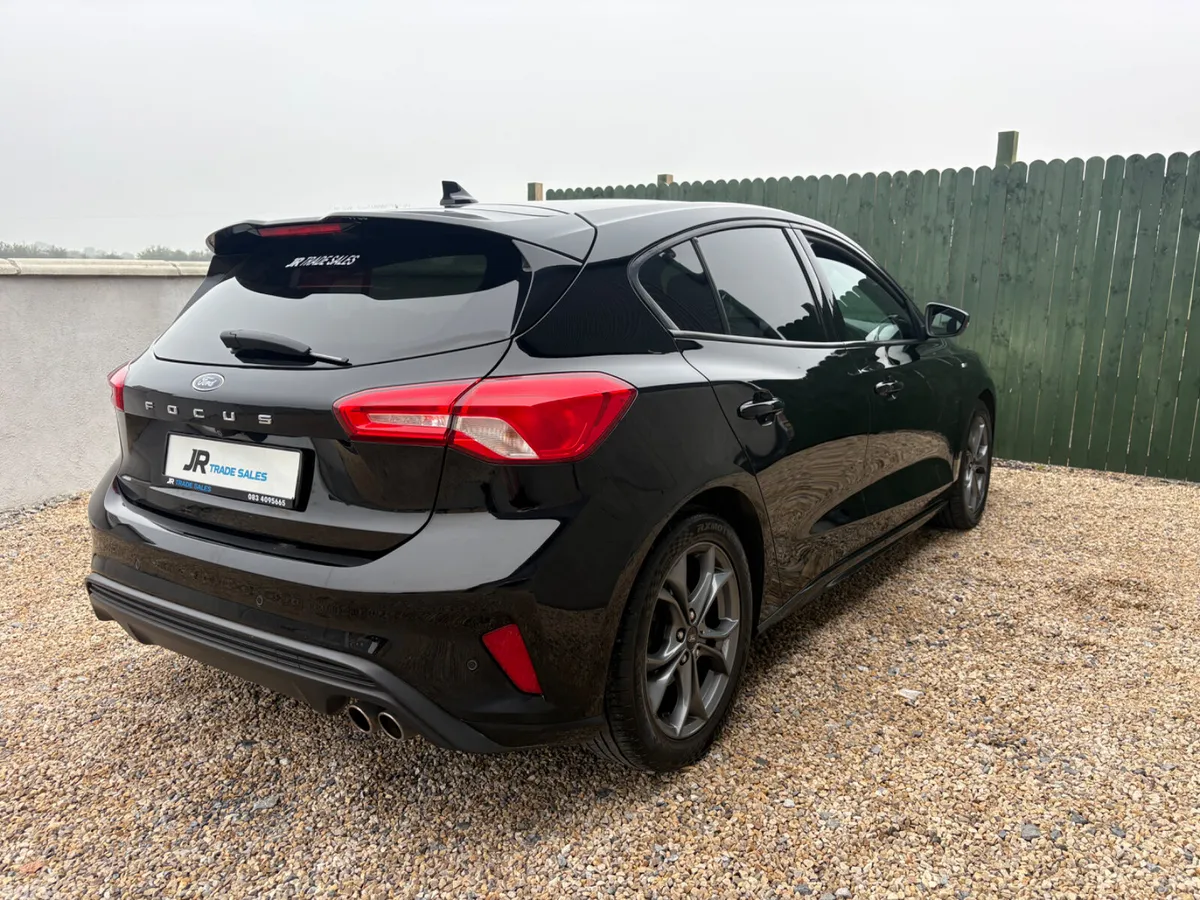Ford Focus Hatchback, Diesel, 2019, Black