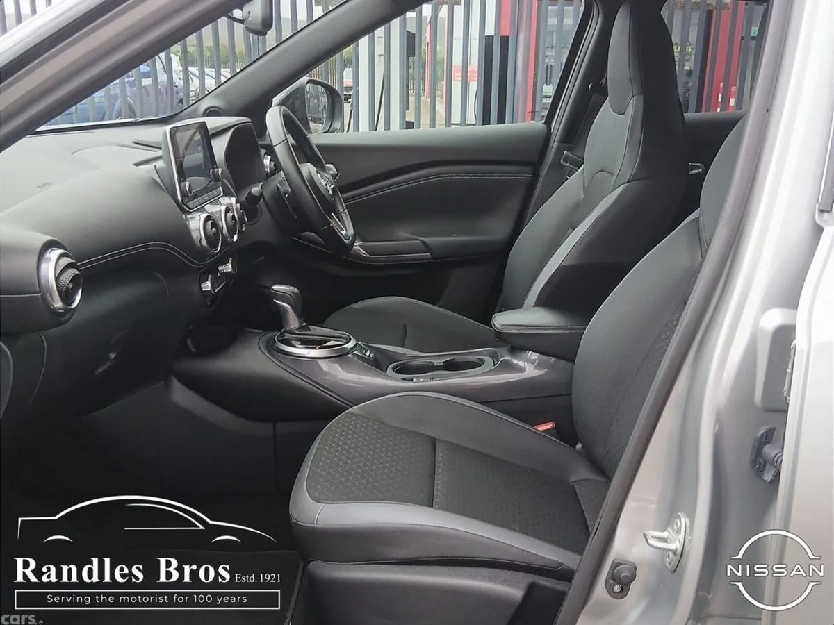Nissan Juke SUV, Petrol, 2024, Grey