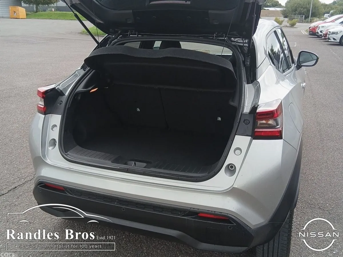 Nissan Juke SUV, Petrol, 2024, Grey