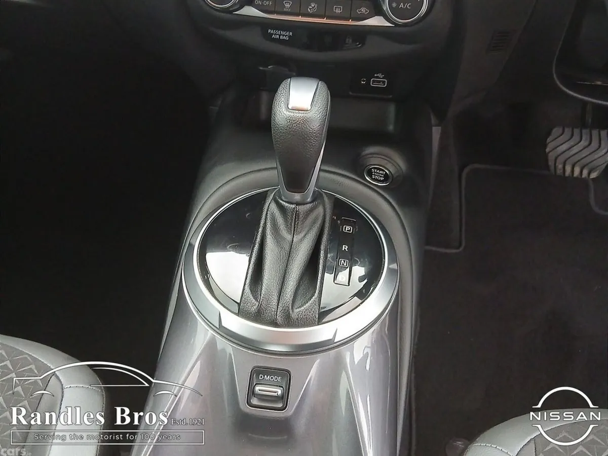 Nissan Juke SUV, Petrol, 2024, Grey