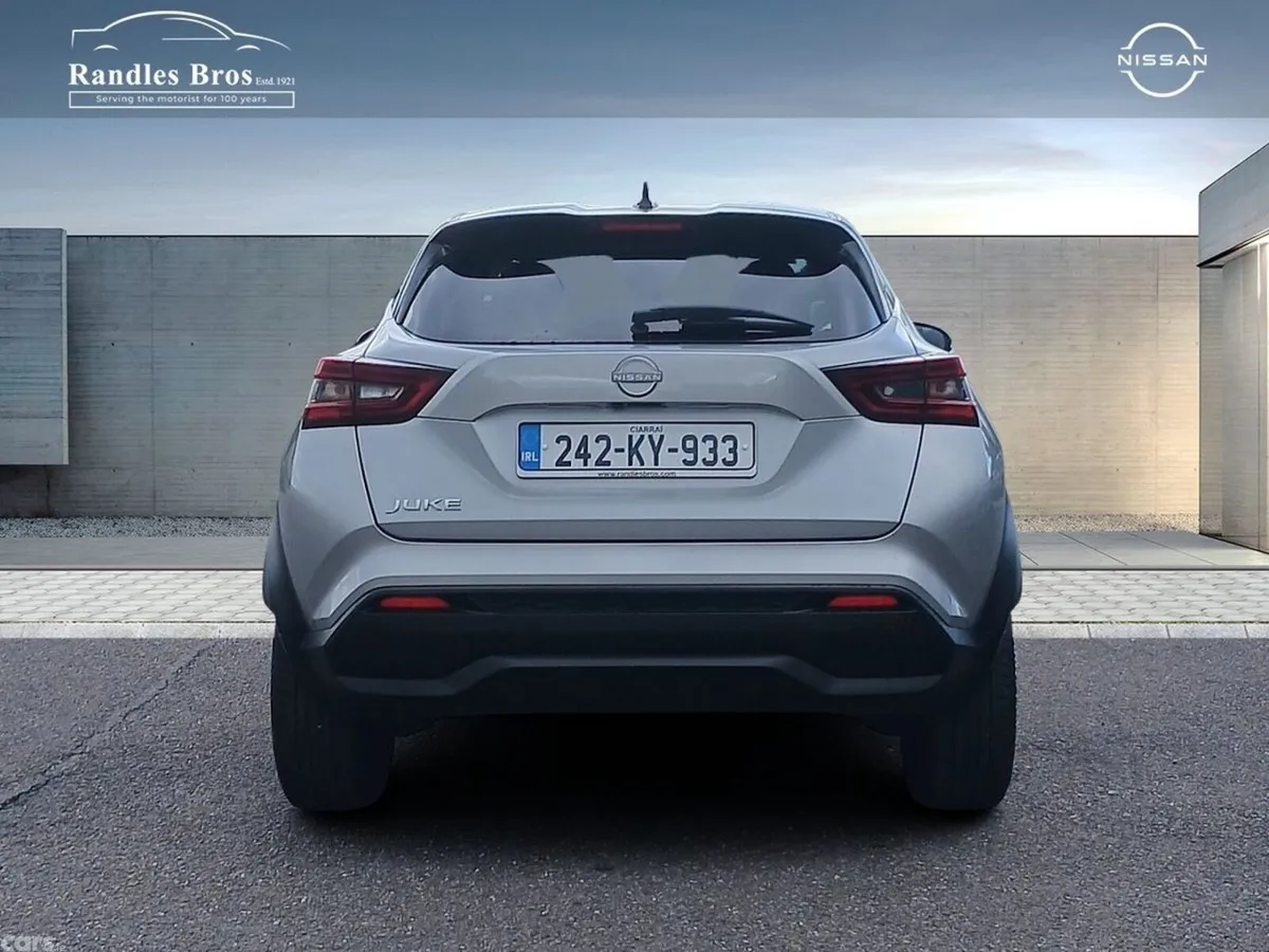 Nissan Juke SUV, Petrol, 2024, Grey