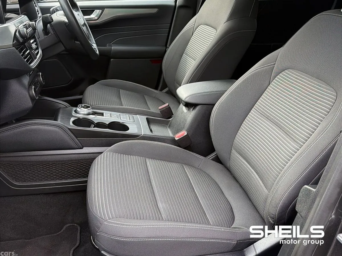 Ford Kuga SUV, Petrol Hybrid, 2022, Grey