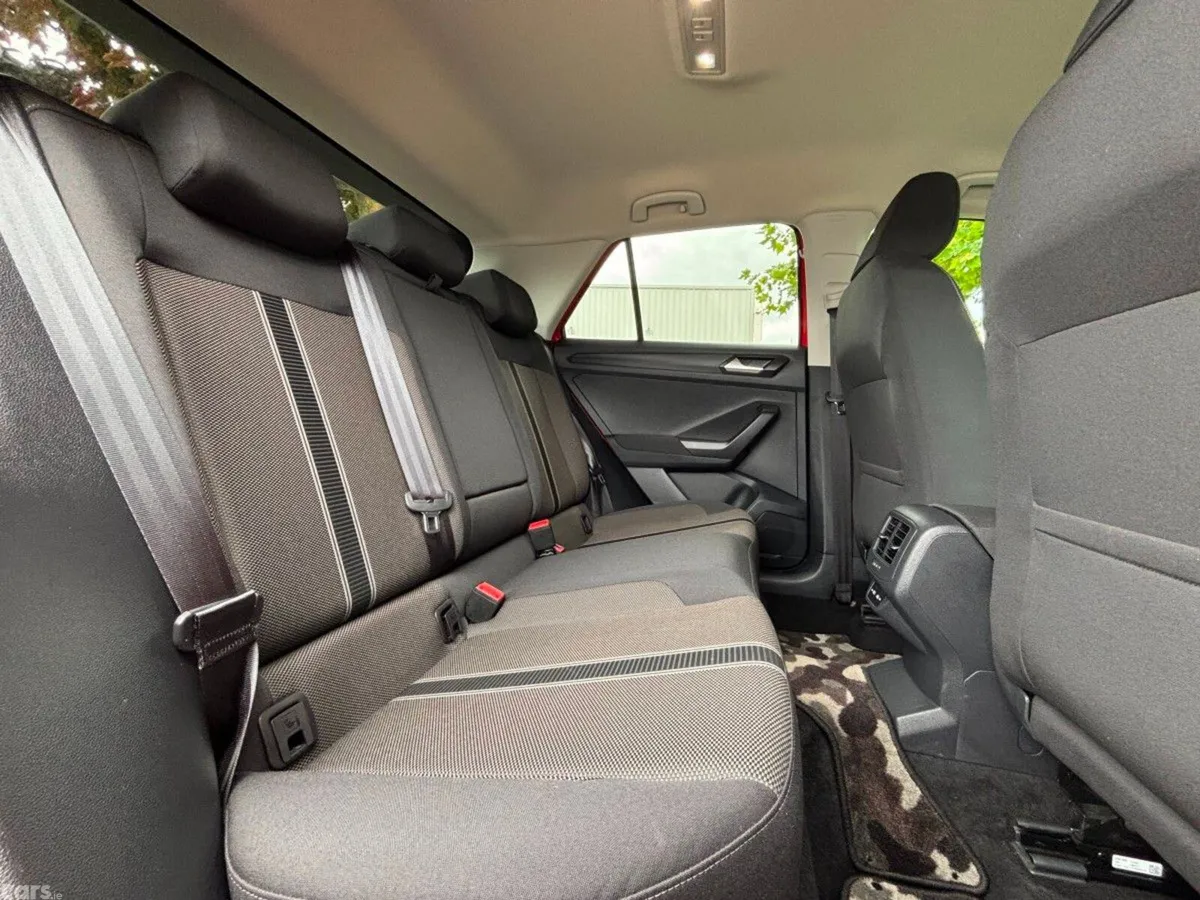 Volkswagen T-Roc SUV, Diesel, 2021, Red