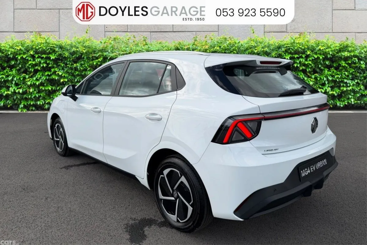 MG MG4 Hatchback, Electric, 2027, White