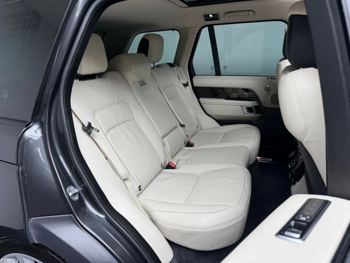 Land Rover Range Rover SUV, Petrol Plug-in Hybrid, 2021, Grey