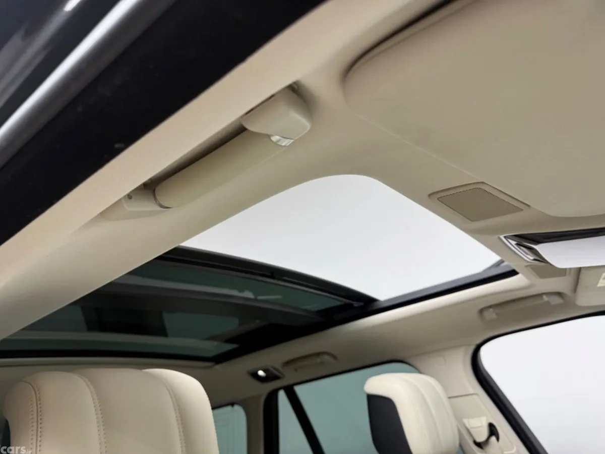 Land Rover Range Rover SUV, Petrol Plug-in Hybrid, 2021, Grey