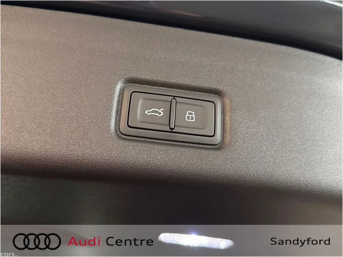 Audi Q6 e-tron SUV, Electric, 2026, Blue