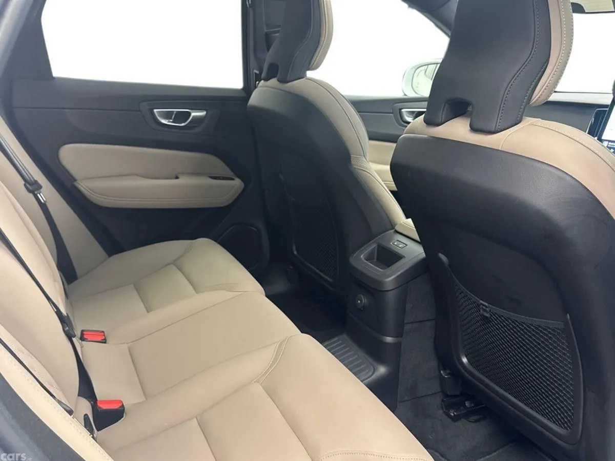Volvo XC60 SUV, Petrol Plug-in Hybrid, 2025, White