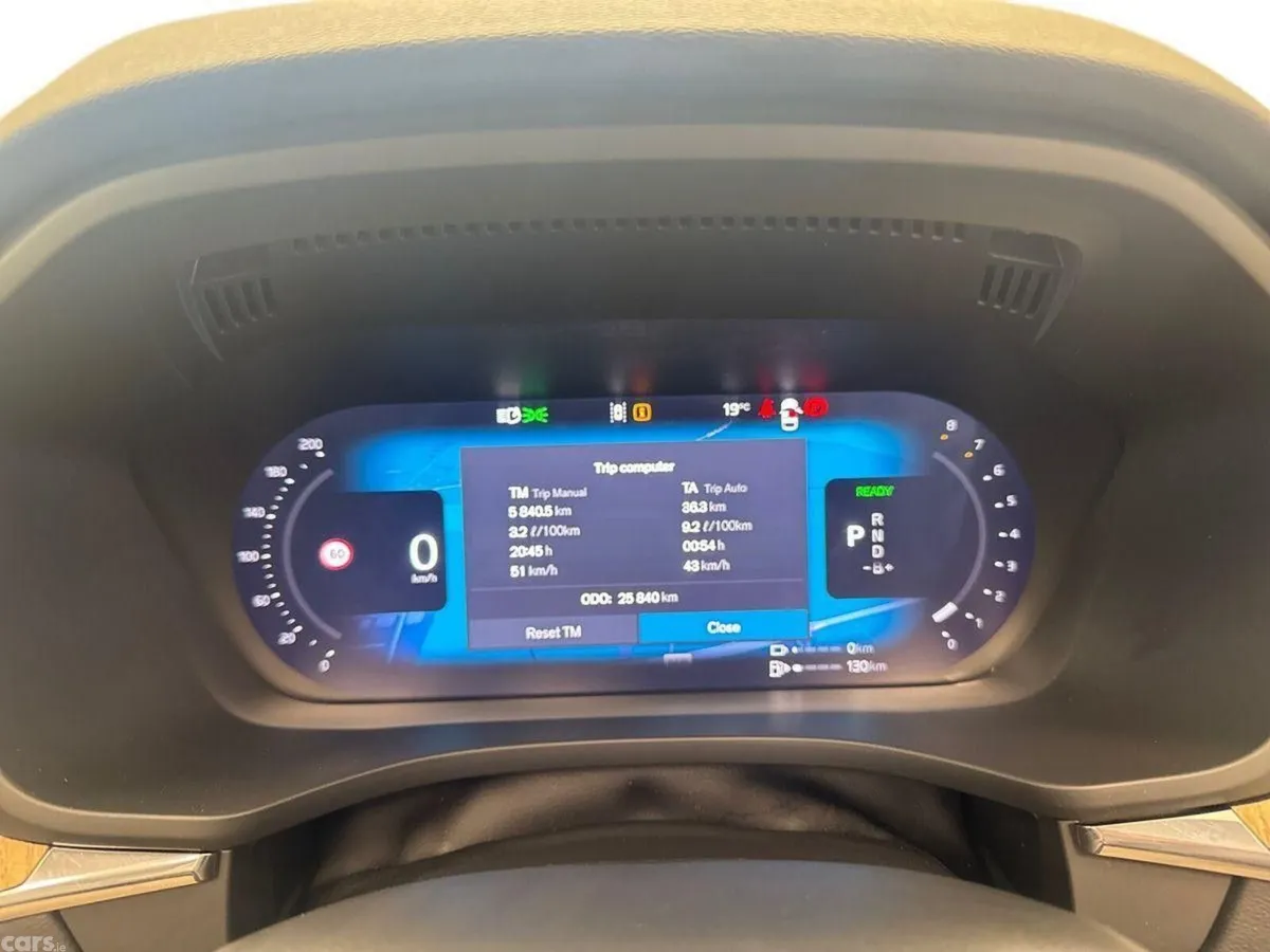 Volvo XC60 SUV, Petrol Plug-in Hybrid, 2025, White