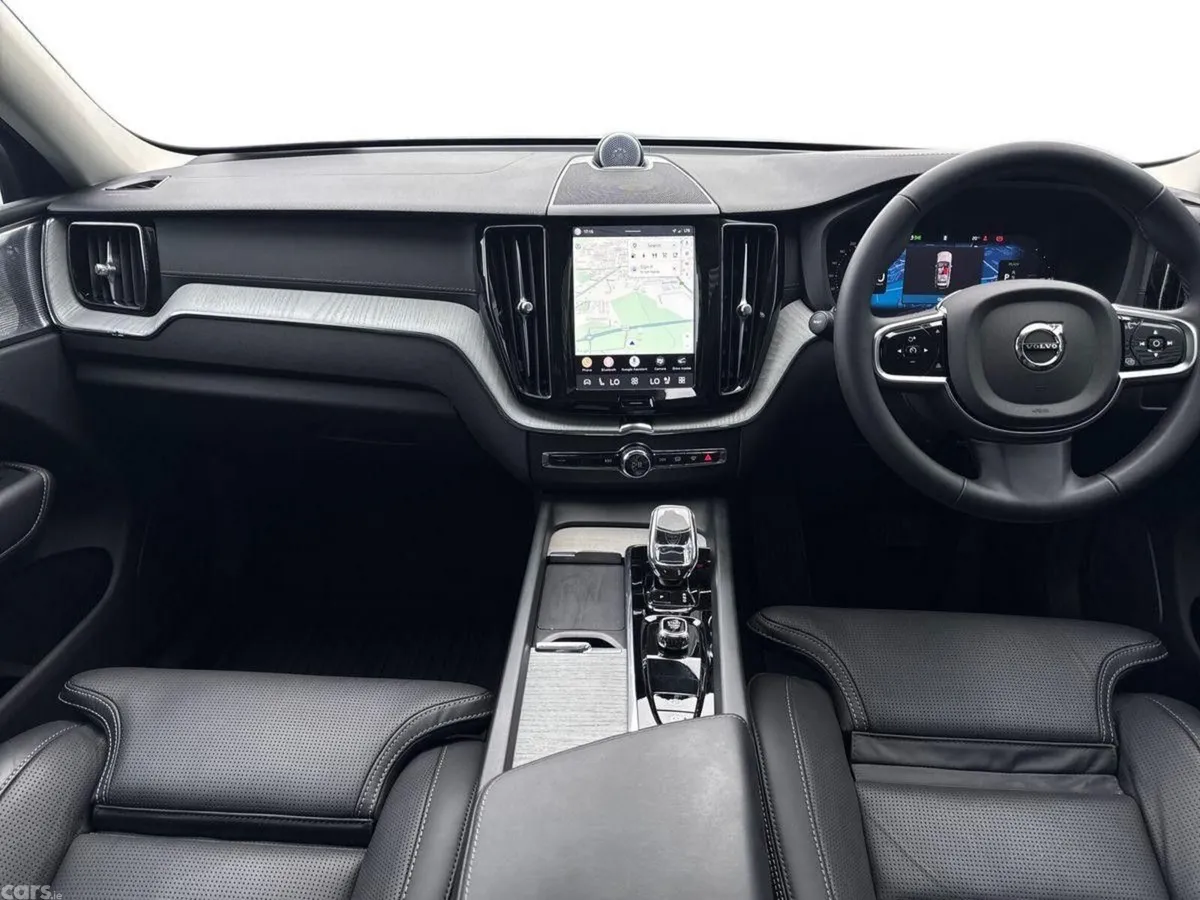 Volvo XC60 SUV, Petrol Plug-in Hybrid, 2024, Grey