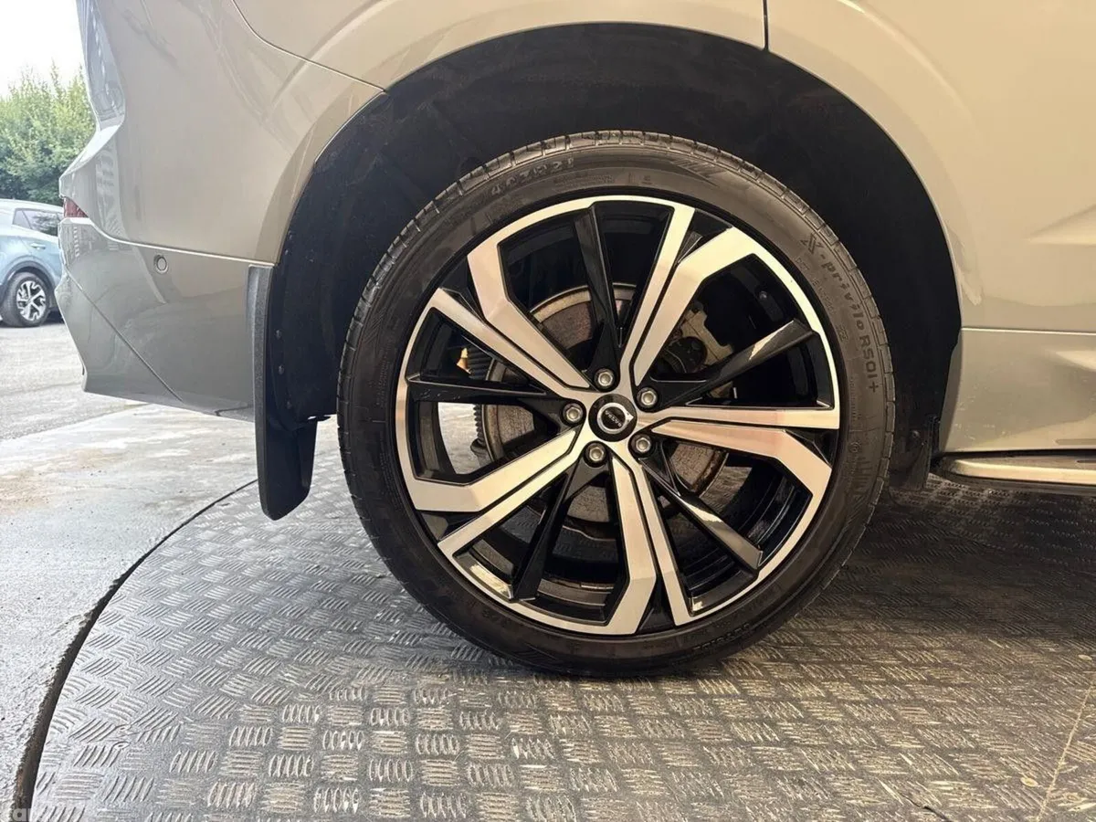 Volvo XC60 SUV, Petrol Plug-in Hybrid, 2024, Grey