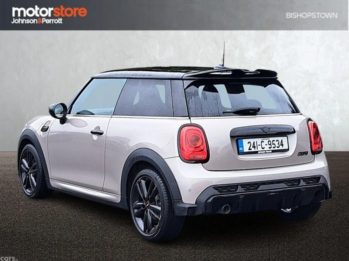 Mini Cooper Hatchback, Petrol, 2024, Grey