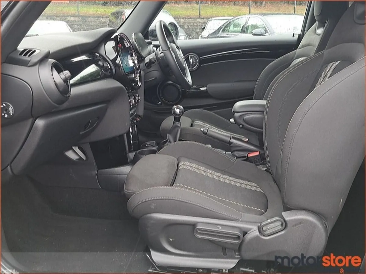 Mini Cooper Hatchback, Petrol, 2024, Grey