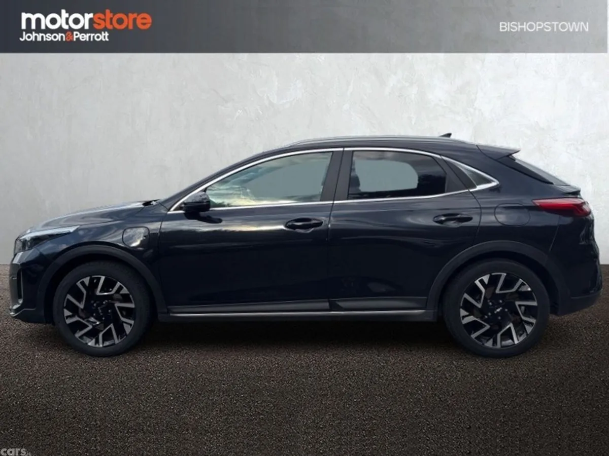 Kia XCeed Hatchback, Petrol Plug-in Hybrid, 2023, Black