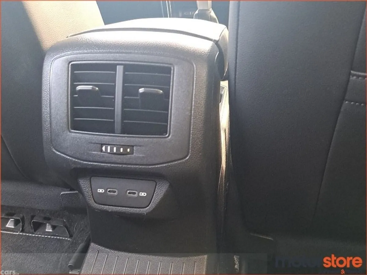 Volkswagen T-Roc SUV, Petrol, 2023, Blue