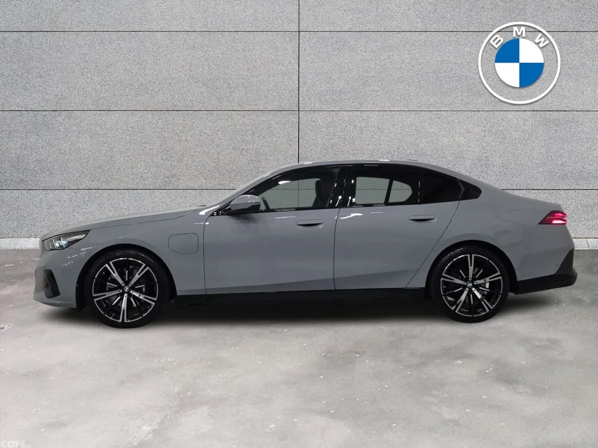 BMW 5-Series Saloon, Petrol Hybrid, 2026, Grey