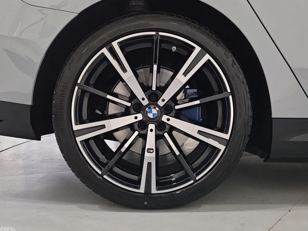 BMW 5-Series Saloon, Petrol Hybrid, 2026, Grey