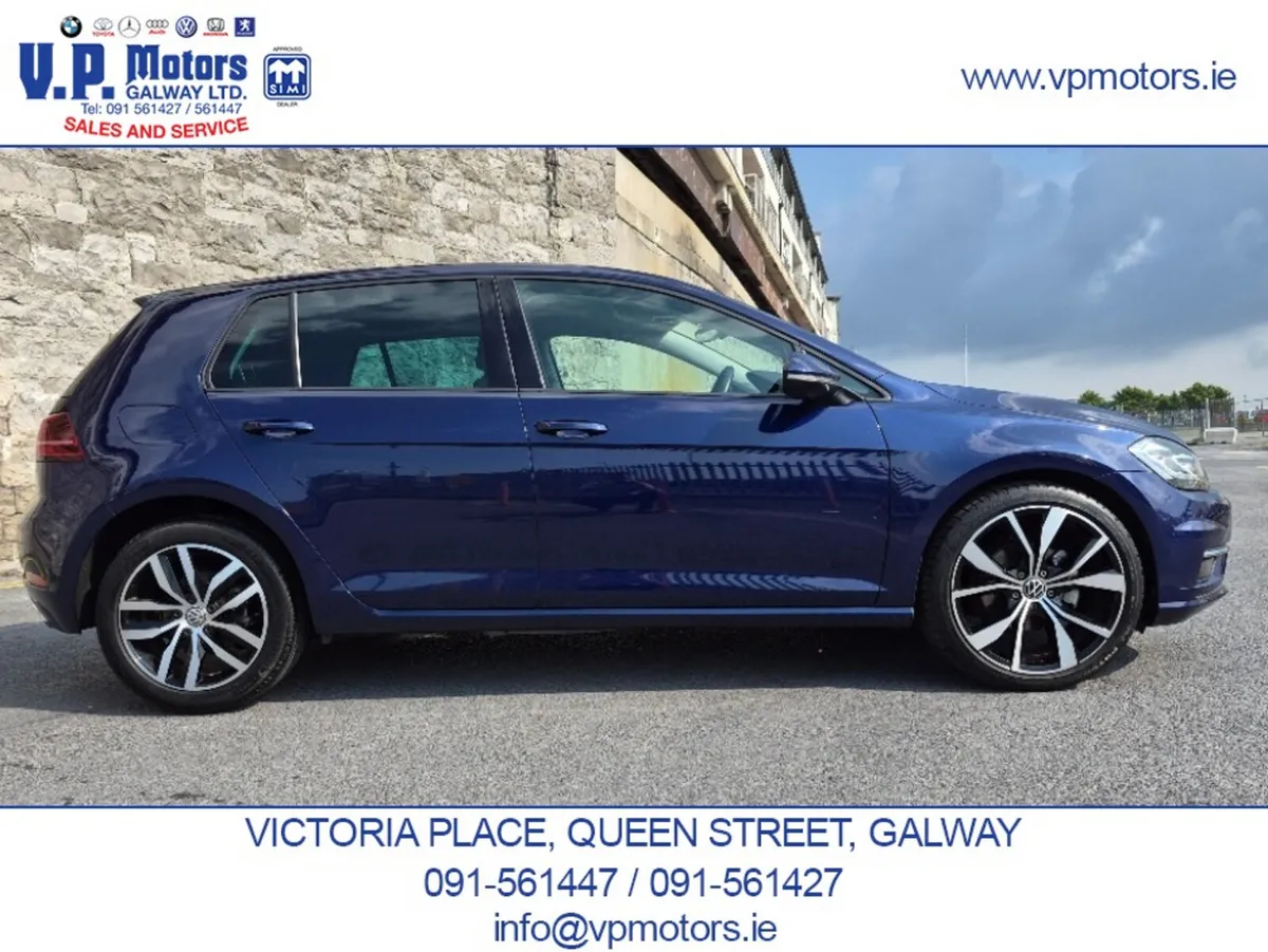 Volkswagen Golf Hatchback, Petrol, 2019, Blue