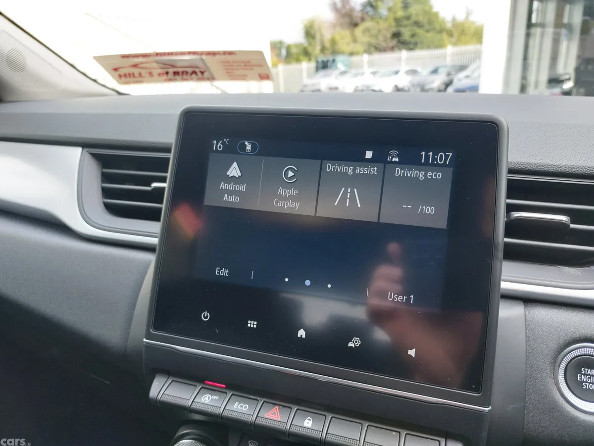 Renault Captur SUV, Petrol, 2023, Grey