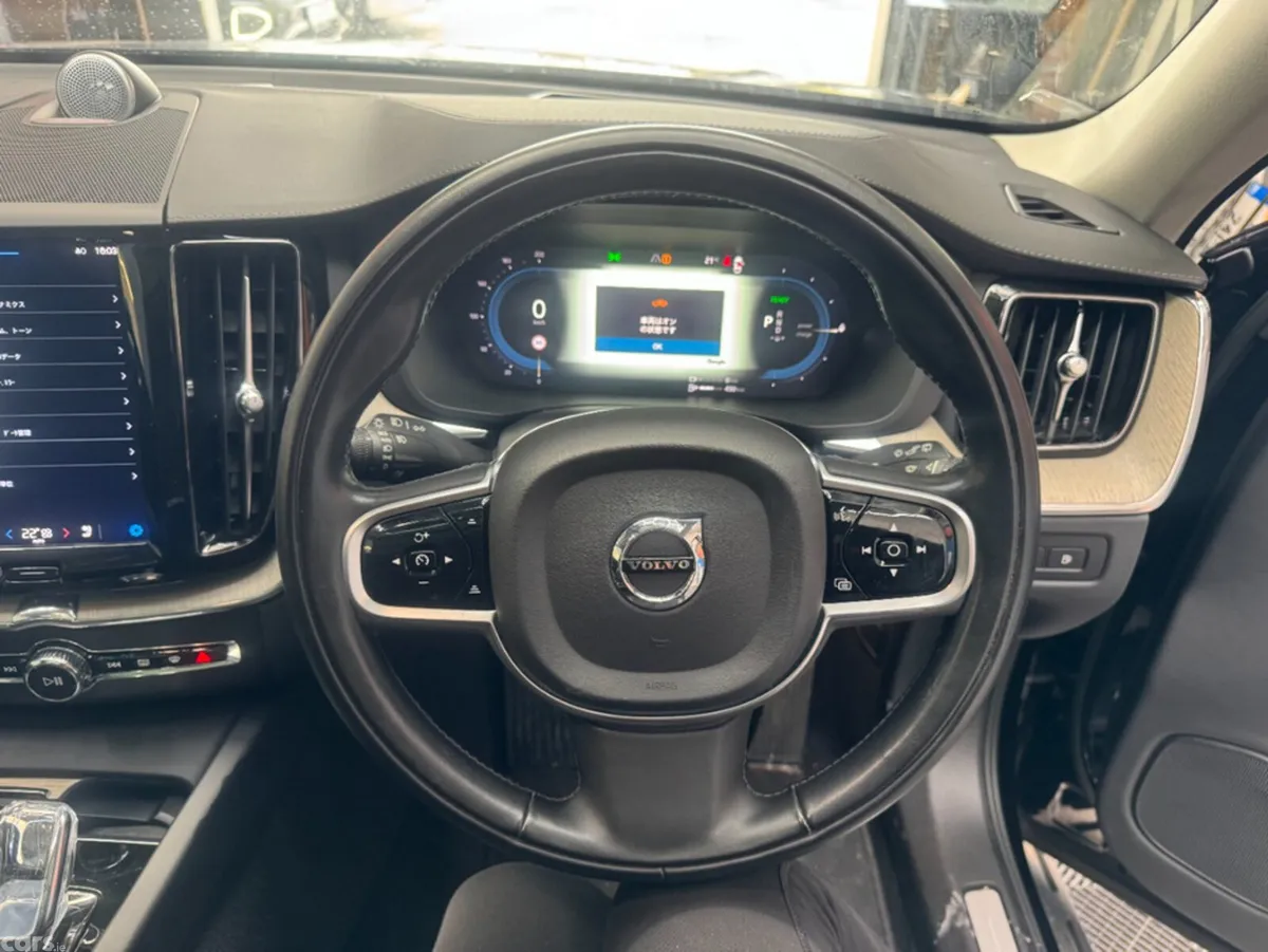Volvo XC60 SUV, Petrol Hybrid, 2022, Black