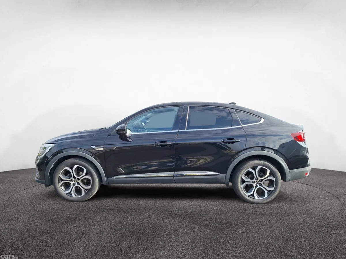 Renault Arkana Hatchback, Petrol, 2023, Black