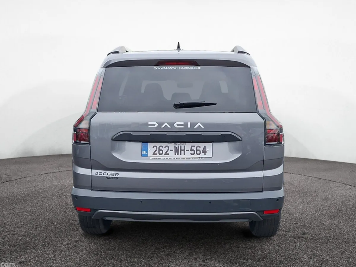 Dacia Jogger MPV, Petrol Hybrid, 2026, Grey
