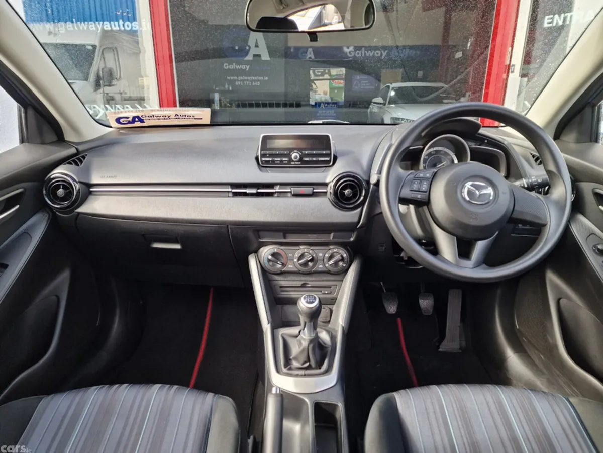 Mazda Mazda2 Hatchback, Petrol, 2017, Blue