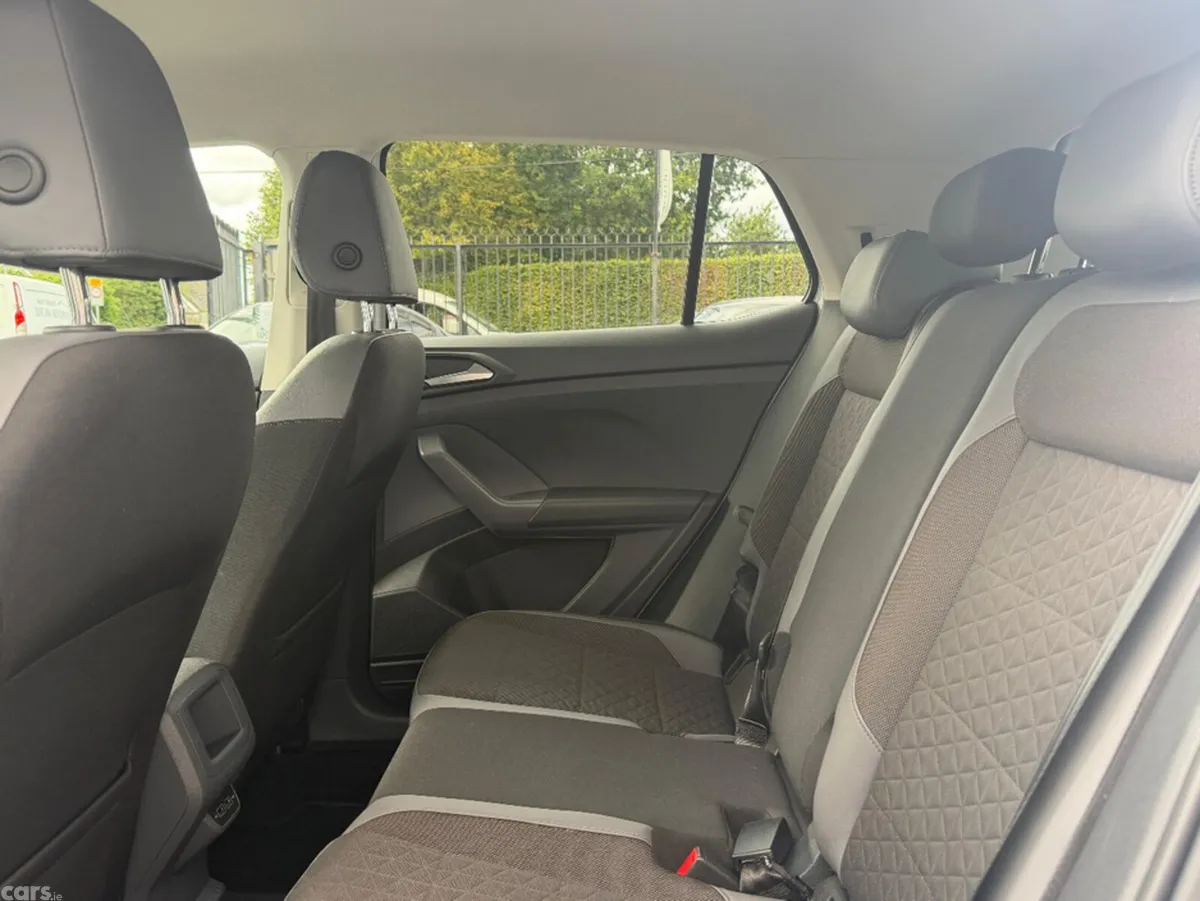Volkswagen T-Cross SUV, Diesel, 2019, White