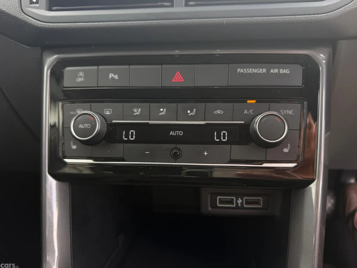 Volkswagen T-Cross SUV, Diesel, 2019, White