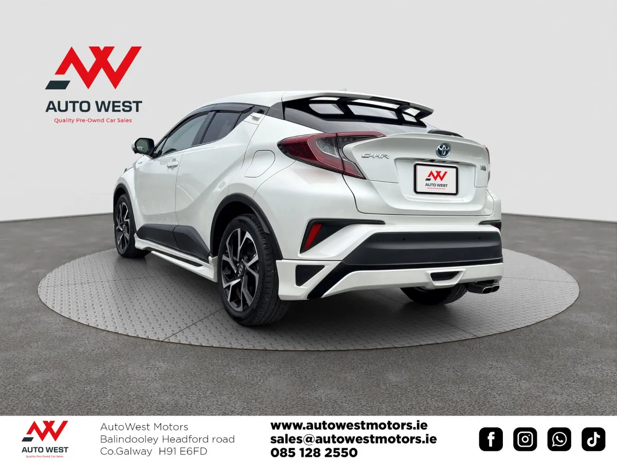 Toyota C-HR Saloon, Petrol Hybrid, 2018, White
