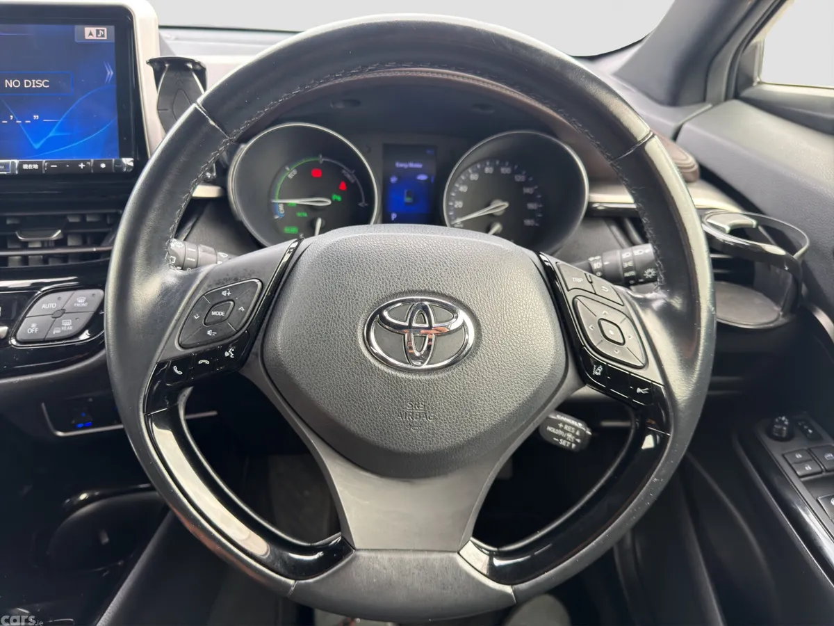 Toyota C-HR Saloon, Petrol Hybrid, 2018, White