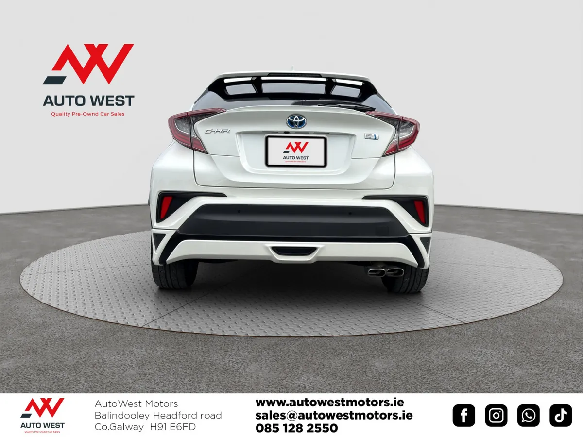 Toyota C-HR Saloon, Petrol Hybrid, 2018, White