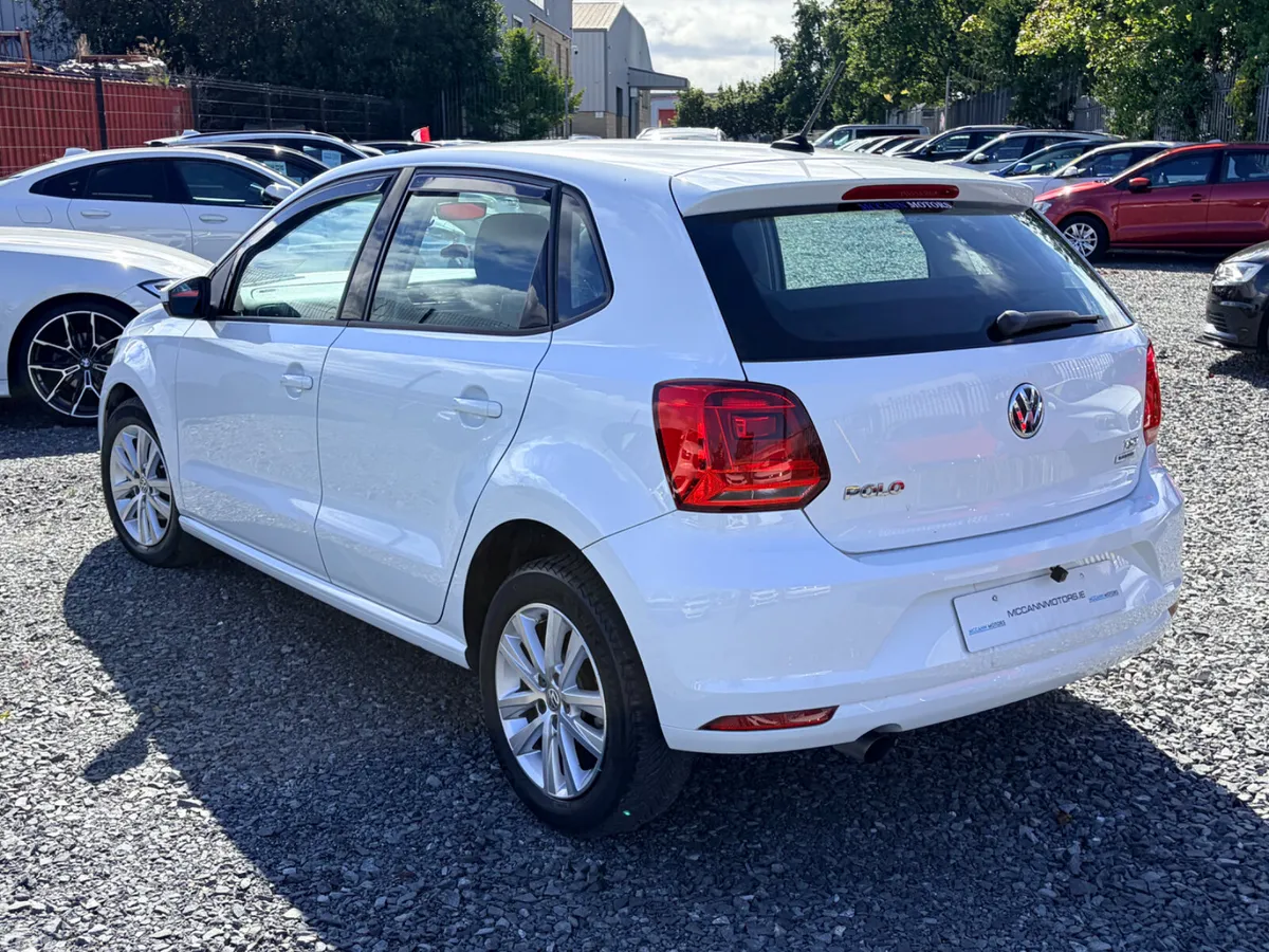 Volkswagen Polo Hatchback, Petrol, 2016, White
