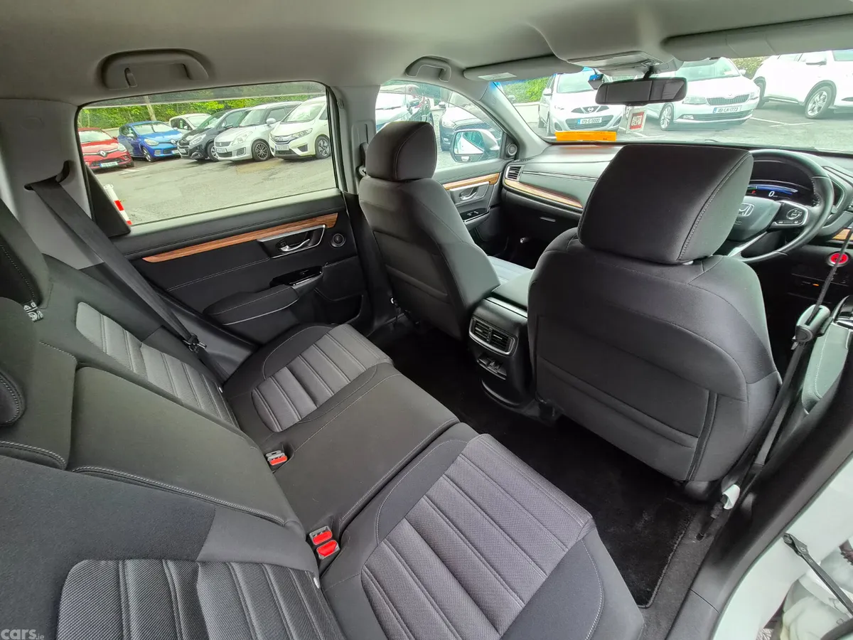 Honda CR-V SUV, Petrol Hybrid, 2019, White