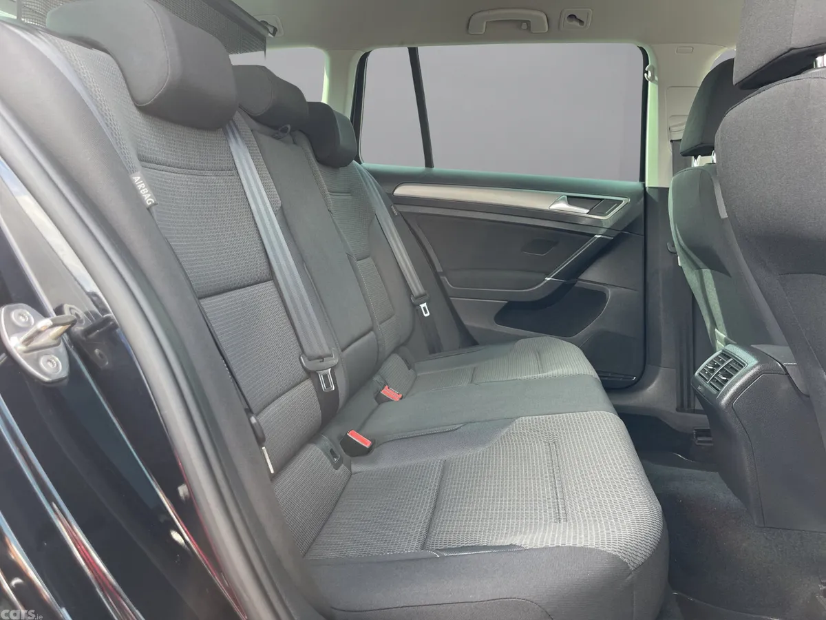 Volkswagen Golf Hatchback, Petrol, 2017, Black