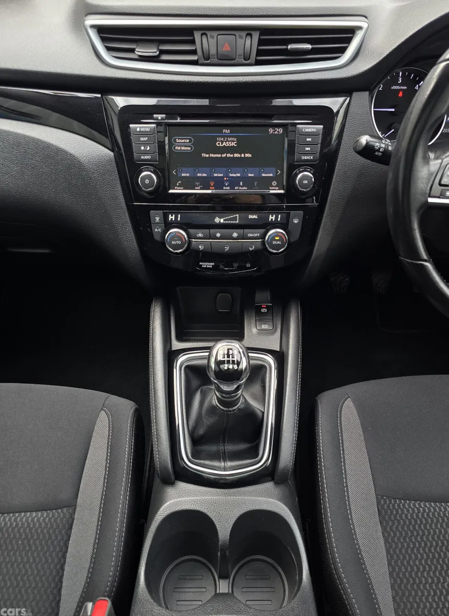 Nissan Qashqai MPV, Diesel, 2019, Grey