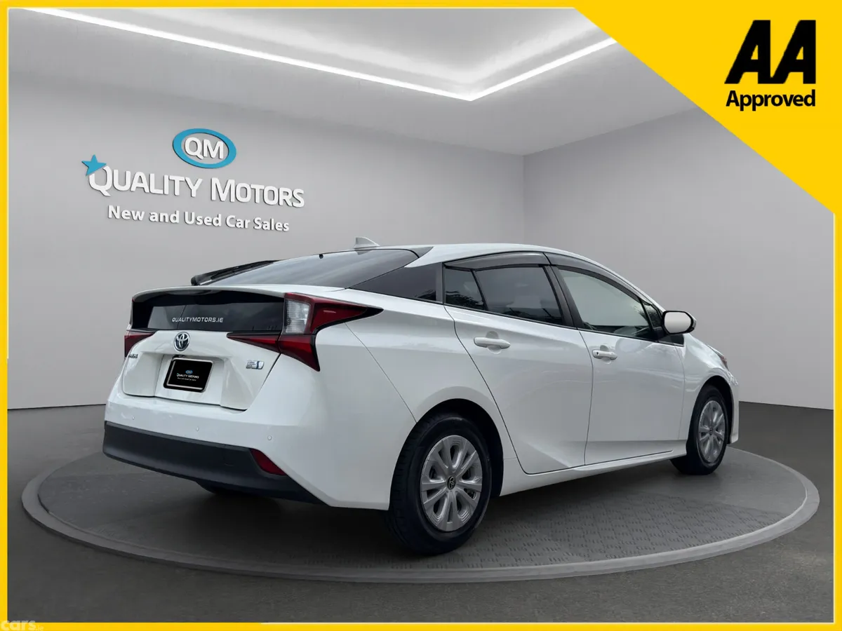 Toyota Prius Hatchback, Petrol Hybrid, 2023, White
