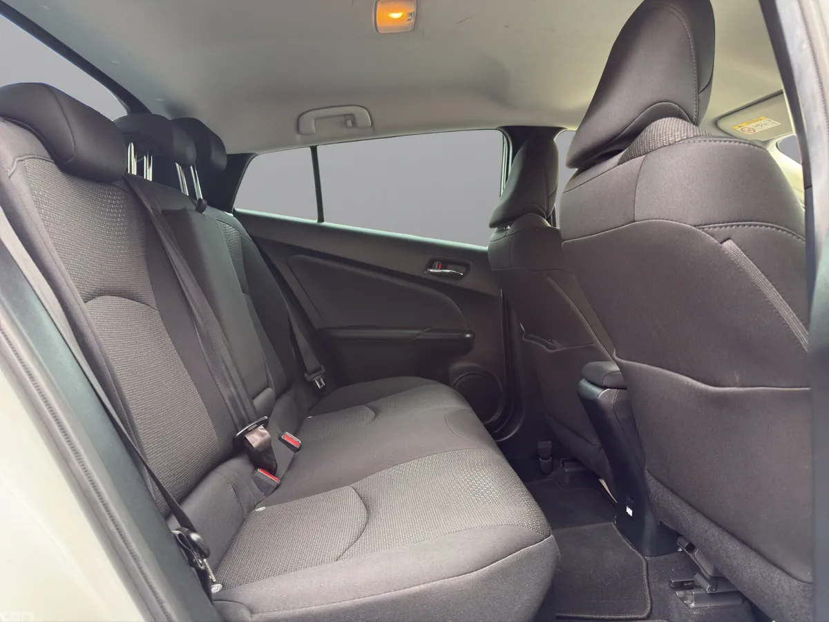 Toyota Prius Hatchback, Petrol Hybrid, 2023, White