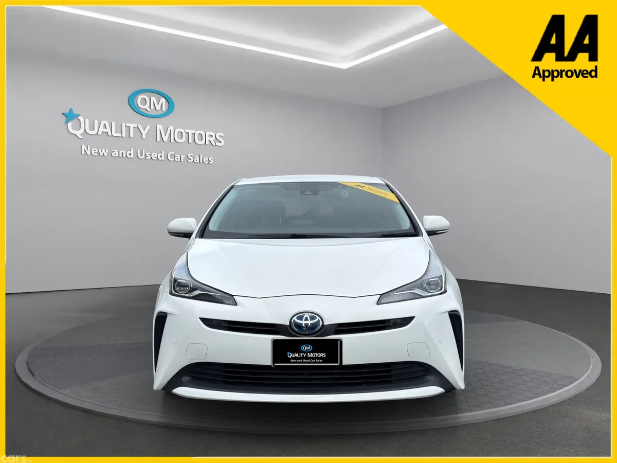 Toyota Prius Hatchback, Petrol Hybrid, 2023, White