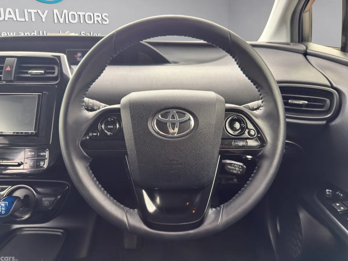 Toyota Prius Hatchback, Petrol Hybrid, 2023, White