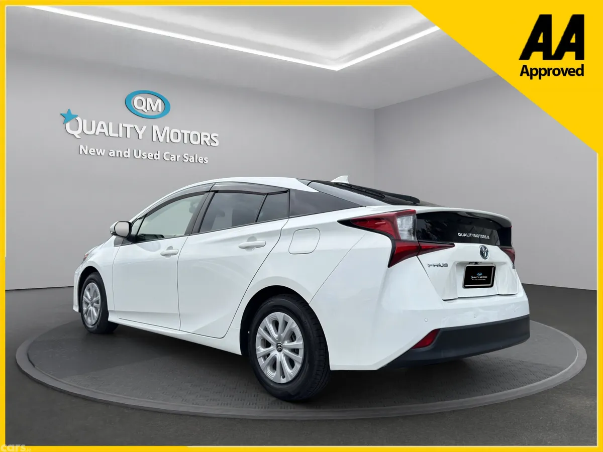 Toyota Prius Hatchback, Petrol Hybrid, 2023, White