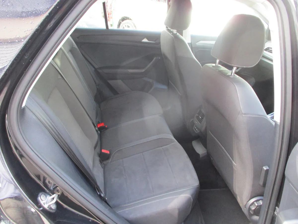 Volkswagen T-Roc SUV, Diesel, 2022, Black