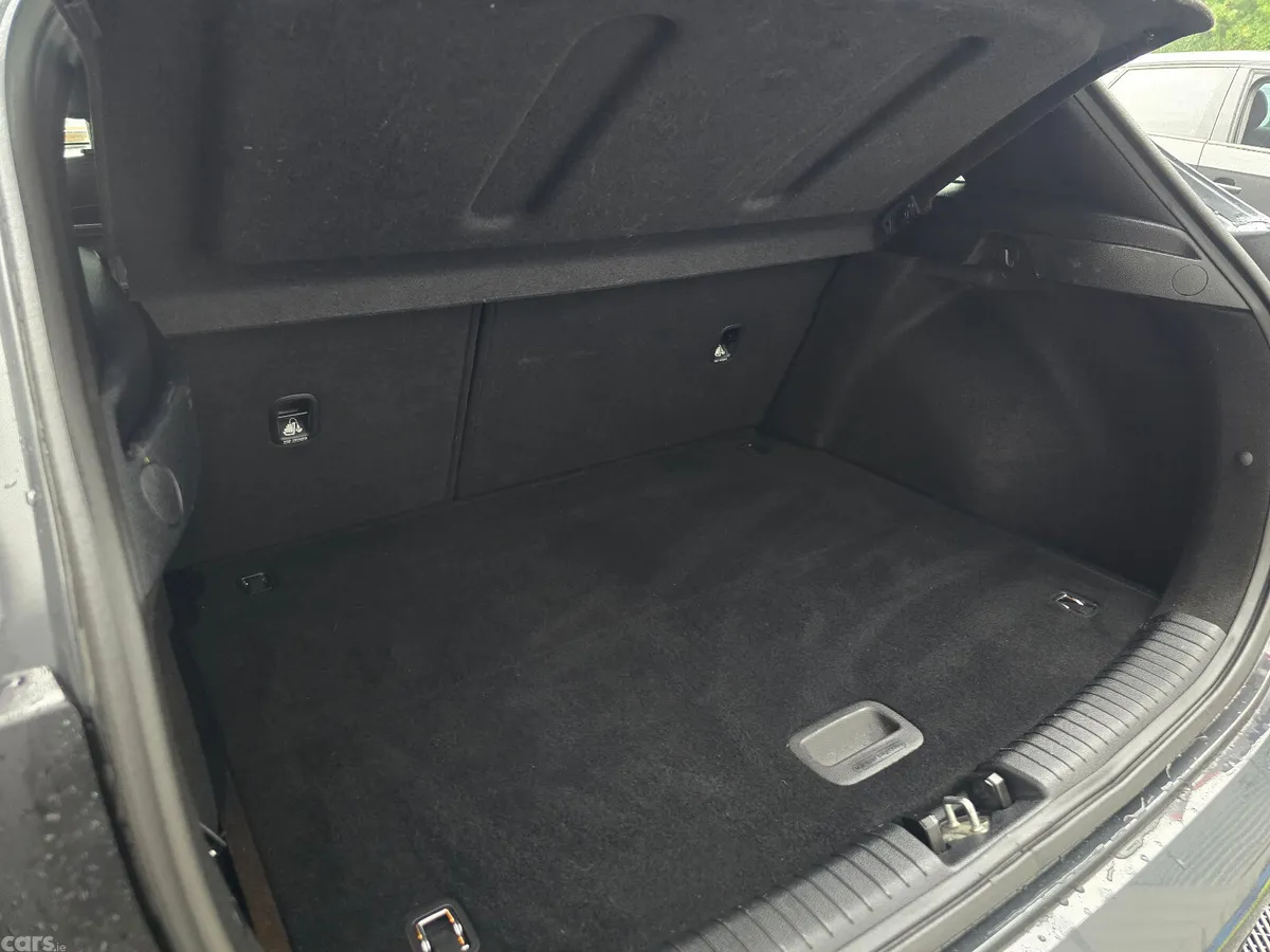 Kia Ceed Hatchback, Diesel, 2019, Grey