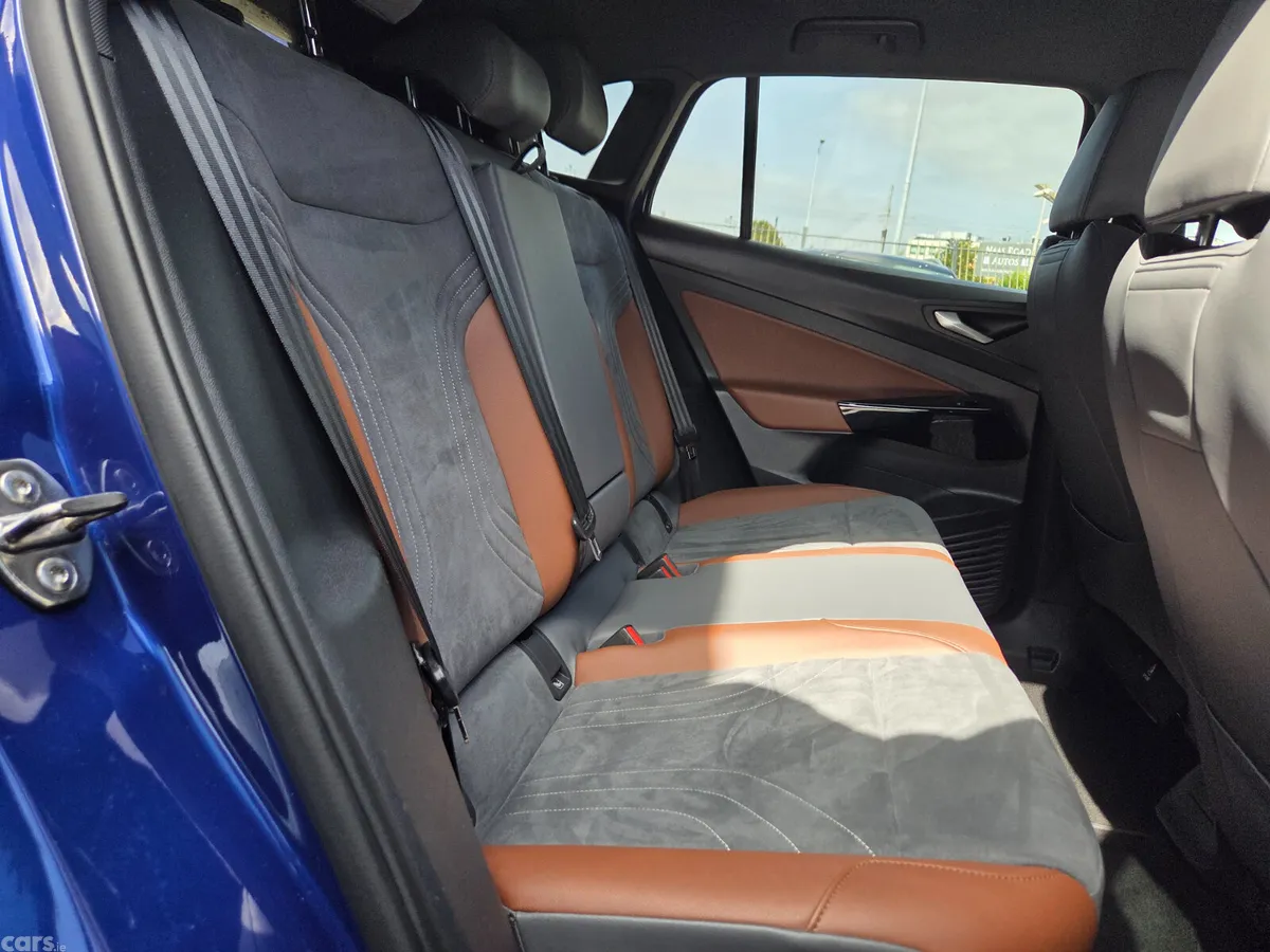 Volkswagen ID.4 Estate, Electric, 2021, Blue